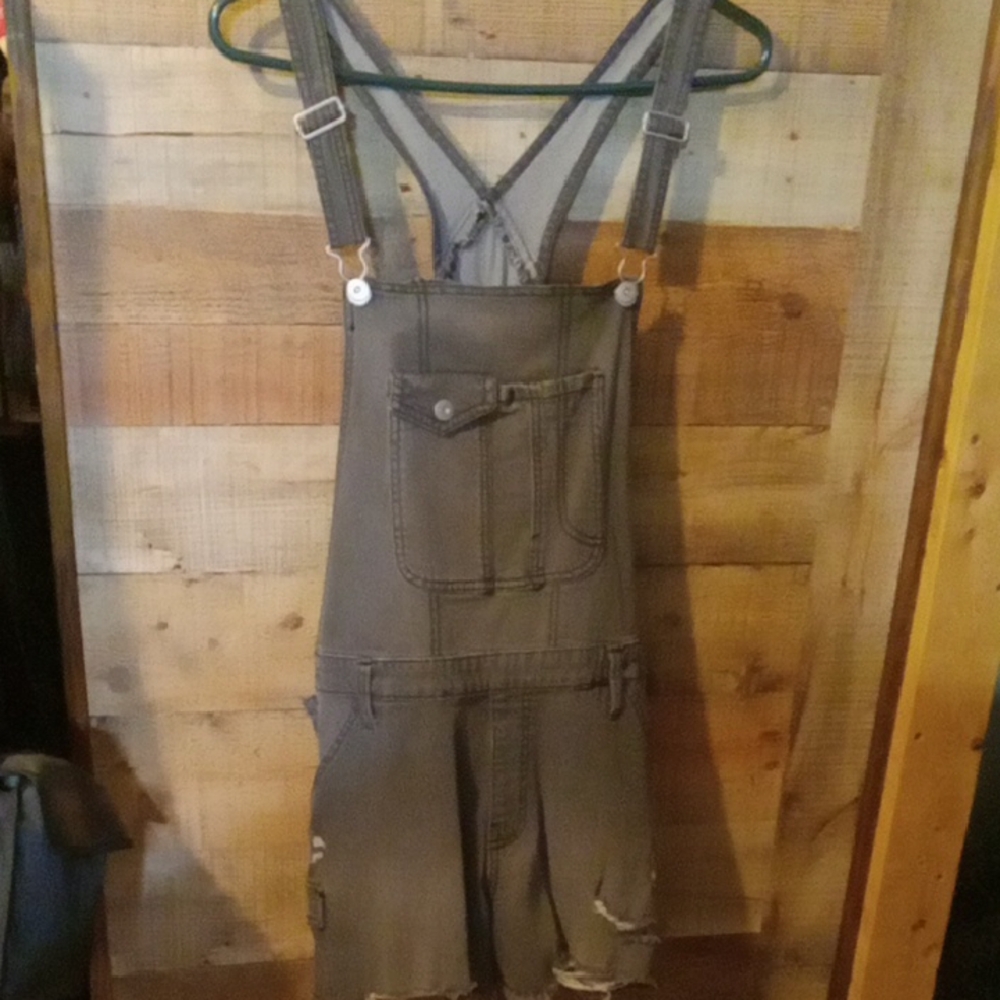 No Boundaries Gray Distressed Overalls
